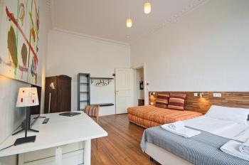 2 Bedroom Apartment (ABEMI), Берлин (фото 2)