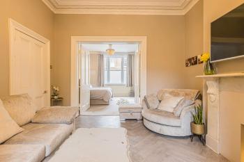 Charming 1 Bedroom Retreat in Central Windsor - By Tempstay, Windsor (Foto 2)