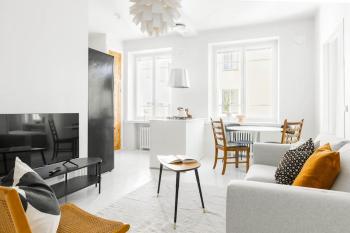 Airy and Bright one-Bedroom apt, Хельсинки (фото 2)