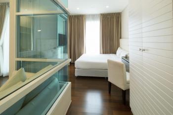 Ivy Thonglor 55, Bangkok (photo 3)