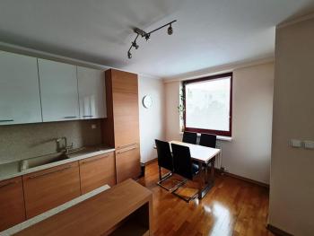 Apartment 'ACTIVE LIFE' - Hockey, Football and Basketball stadium, POLUS Shopping center - air conditioned and parking possibility, Bratislava (Foto 5)