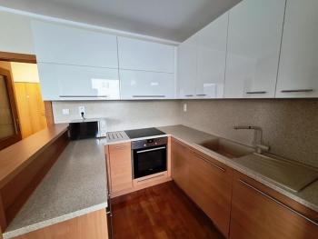 Apartment 'ACTIVE LIFE' - Hockey, Football and Basketball stadium, POLUS Shopping center - air conditioned and parking possibility, Bratislava (Foto 4)