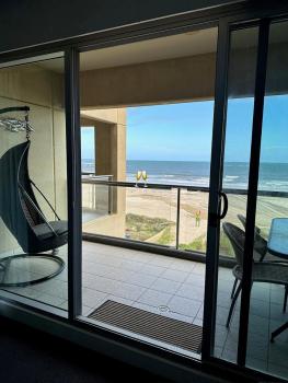 Absolute Beachfront at the Pier Glenelg, Adelaide (zdjęcie 2)
