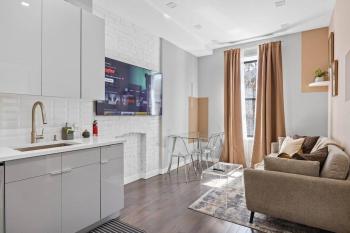 SWJ 3rd - Sleeps 7,Close to LGA,Times Sq in 25 min, New York (Foto 5)