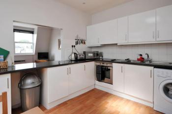 Spacious Apartment Central Bath, Bath (photo 5)