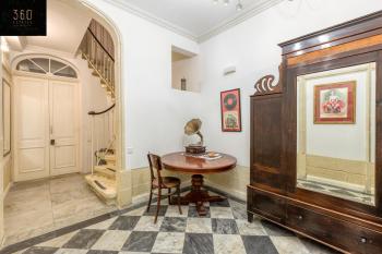 Spacious, LUX 1BR home in the Capital, Valletta by 360 Estates, Valletta (fotografie 2)