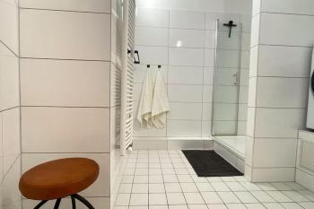 Modern City Apartment l Netflix l fast wifi l Xbox, Berlín (foto 3)