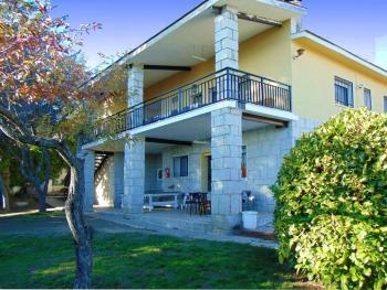 Casa en la sierra de Madrid para grupos grandes, Madrid (Foto 3)