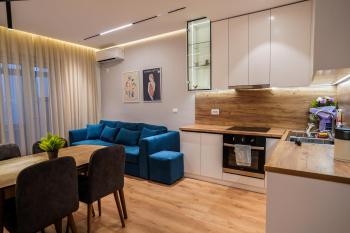 2BR at Café Flora - Skanderbeg Square Area, Tirana (photo 3)