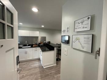 Sonsak - Unit 5, Charlottesville (photo 3)