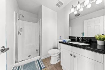 Smoky Quartz -Marina View Spacious 3BR near Yacht Club, Los Angeles (fotografie 5)