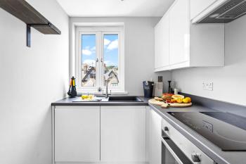 Harbourside 3 - Luxury Riverside Apartment, Dartmouth (photo 3)