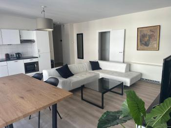 3 Bedroom Apartment in City Center with Balcony View, Брюссель (фото 3)