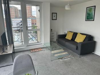 Lovely 2 Bed MCR Apt + Balcony, Manchester (fotografie 2)