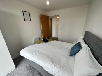 Lovely 2 Bed MCR Apt + Balcony, Manchester (fotografie 3)