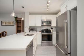 2BR - Multi-Level Townhome with Hot Tub by Harmony Whistler, Whistler (Foto 4)