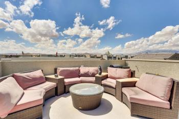Las Vegas Home with Terrace about 10 Mi to the Strip!, Las Vegas (fotografie 3)