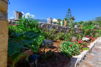 Σελήνη, Kotrónion (foto 5)