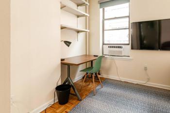 ✪ Large 2 Bedrooms ✪ Queen Beds ✪ Work Stations, New York (photo 2)