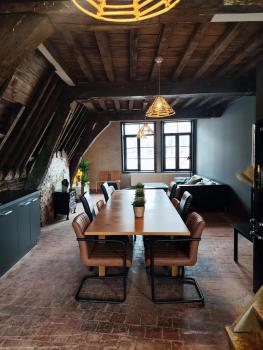 Rooftop apartment with 60m terrace overlooking the cathedral, Amberes (foto 3)