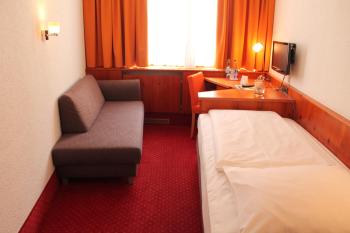 Steichele Hotel & Weinrestaurant, Nuremberg (photo 3)