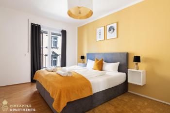 PINEAPPLE APARTMENTS - Zwinger I - 80qm - 1x free parking, Drážďany (fotografie 2)
