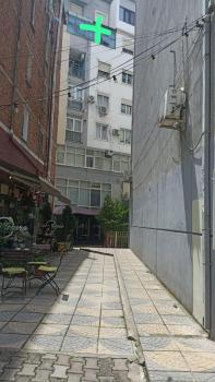 Centrally located Glamorous Bright APT near Bazaar, Tirana (photo 5)
