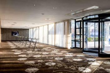 Hilton Amsterdam, Амстердам (фото 5)