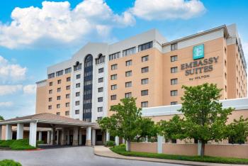 Embassy Suites by Hilton Kansas City International Airport, Канзас-Сити (фото 3)