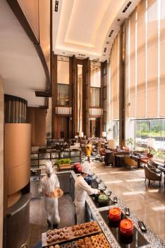 Conrad Pune, Puné (fotografie 5)