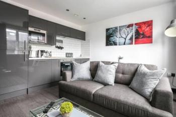 *Liverpool City Centre Modern Stylish Apartment, Liverpool (photo 2)