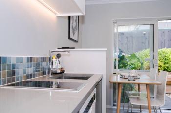 Modern Private 2 Bedroom Home-unit in Albany with Netflix, Auckland (photo 4)