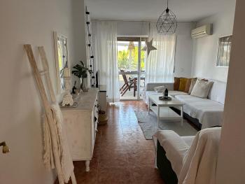 Charming & cosy beach apartment, Torremolinos (photo 4)