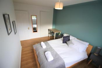 St James House - Charming 3 bed, 2 bathrooms, driveway parking, close to town centre, Newcastle upon Tyne (photo 3)