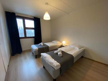 Kotimaailma - Hyvin avara rauhallinen 3MH asunto, Helsinky (fotografie 4)