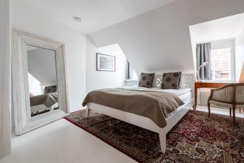 Old Town - Vana Turg Apartment, Tallinn (photo 4)