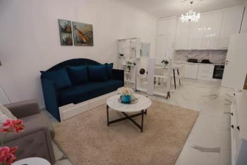 Luxurious Apartment at Square 21, Tirana (photo 5)