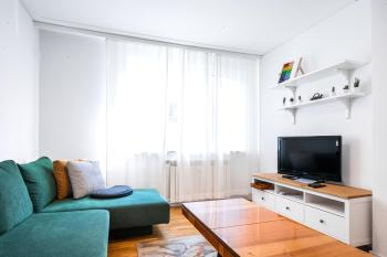 Spacious 1BD Flat in Lozenets - Modern & Central by Flat Mаnager, Sofia (Foto 3)
