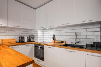 Spacious 1BD Flat in Lozenets - Modern & Central by Flat Mаnager, Sofia (Foto 5)