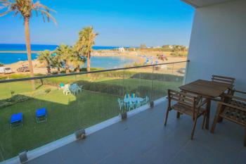 Beachfront Trident, Protaras (foto 3)