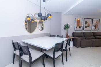 Boulevard 222D - Excelente apartamento em condomínio de luxo no centro de Bombinhas - Piscina - Jacuzzi - Academia - Portaria 24h - (Consultar serviços de roupa de cama e banho), Bombinhas (zdjęcie 4)