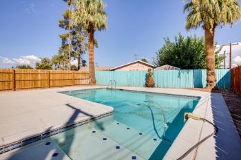 Pet-Friendly Las Vegas Home with Pool 2 Mi to Strip, Las Vegas (photo 3)