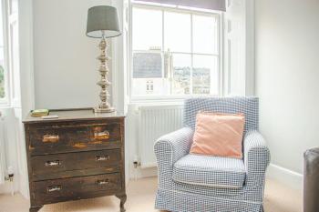 Beautiful Georgian One Bedroom Apartment, Bath (photo 4)