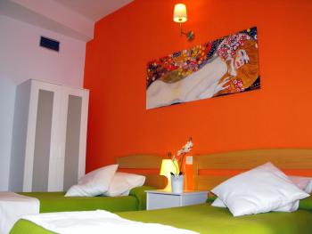 Hostal Santa Catalina, Seville (photo 2)