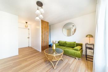 Studio with semi-open bedroom Near Part-Dieu & Tram, Lyon (photo 2)
