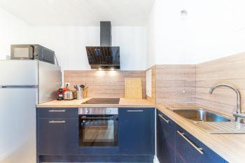 Studio with semi-open bedroom Near Part-Dieu & Tram, Lyon (photo 5)