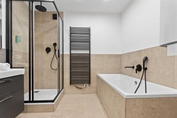 Flatista Homes - Central Station - 4 BR, München (Foto 3)