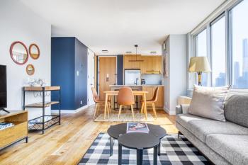 2BR 2BA Pool Doorman nr Times Sq NYC-126, New York (foto 2)
