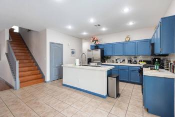 3000sqft House 8beds 3bath Pool jacuzzi Bbqj, Las Vegas (photo 5)