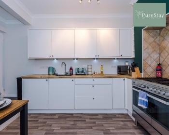 Perfect Contractor House in Liverpool with 7 Beds By PureStay - 14 nights min!, Liverpool (photo 5)